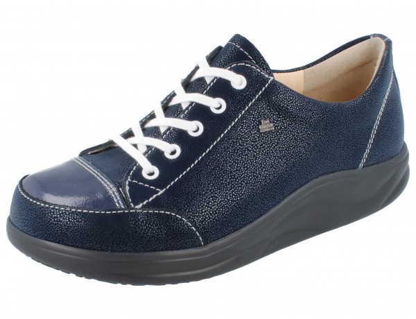 Finn Comfort Damen Schnürhalbschuhe mit schwarzer Abrollsohle, weiße Schnürsenkel und Nähte, Glattleder in Dunkelblau