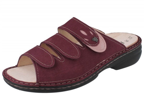 Beerenfarbene Damen Pantolette mit drei Klettveschlüssen und dunkler Laufsohle