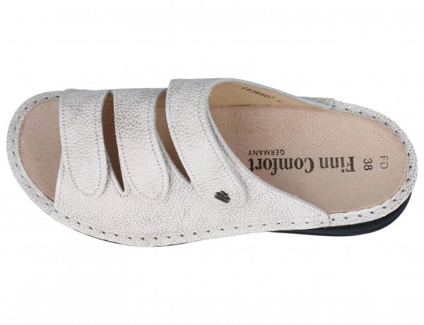 Beige Damen Bequem Pantolette drei Klettriemen schwarze Sohle genarbtes Glattleder Wechselfußbett