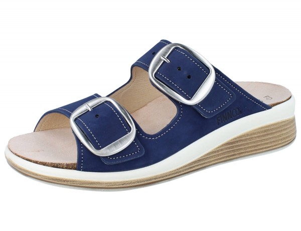 Blaue Nubukleder Pantolette von Finn Comfort mit zwei silbernen Schließen