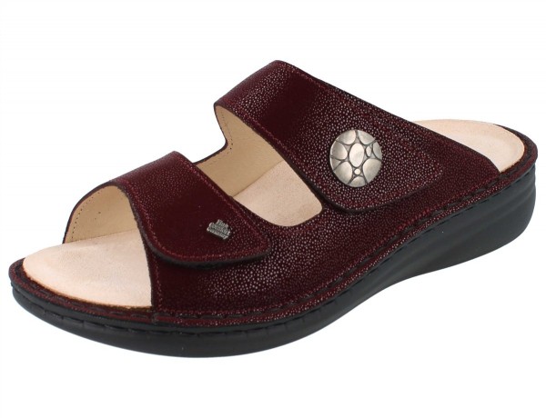 Bordo Roter glänzend gepunktete Damen Klettpantolette Nubukleder Metallemblem schwarze Sohle
