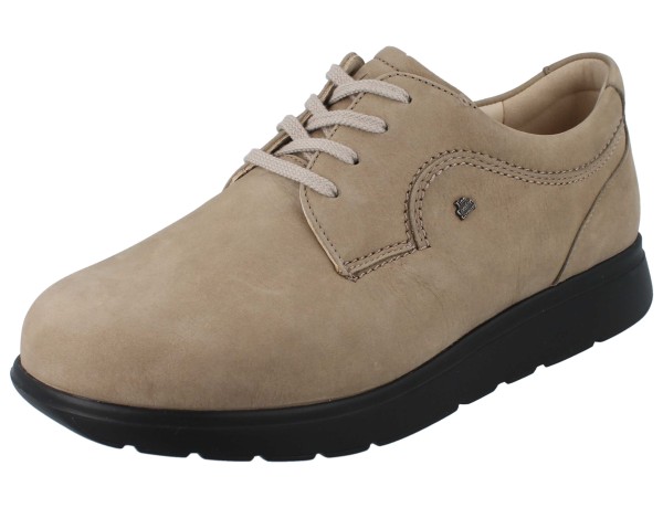 beiger leichter Herren Nubukleder Schnürschuh weit schwarze Sohle